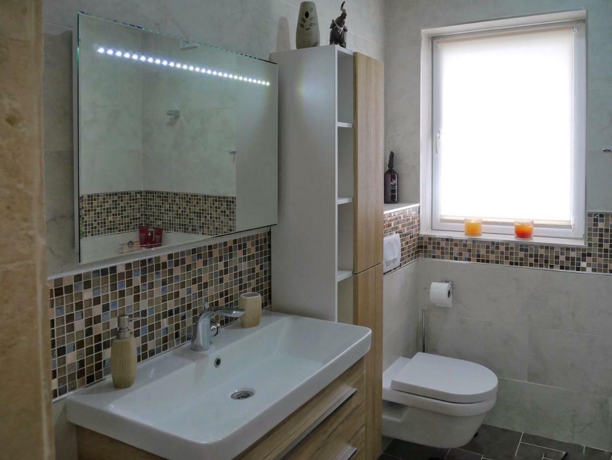 Villa Travertino Tivat Exterior photo